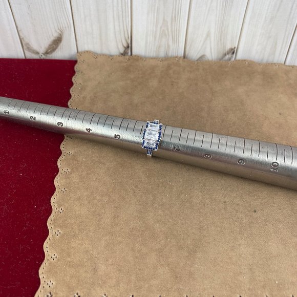 White Topaz 6x4MM Center with 5x3MM sides Radiant Cut With Blue Sapphires Size 6 - Picture 5 of 8